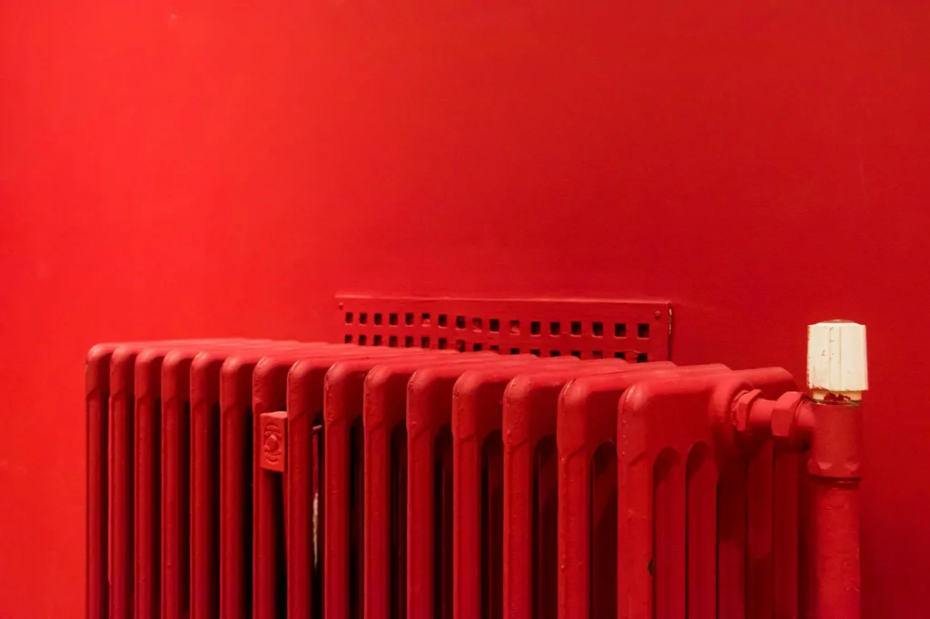 Jakie naczynia przeponowe wybrać do instalacji CO w obiektach komercyjnych?